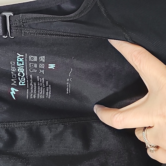 Marena recovery post surgical compression garment - Picture 3 of 4